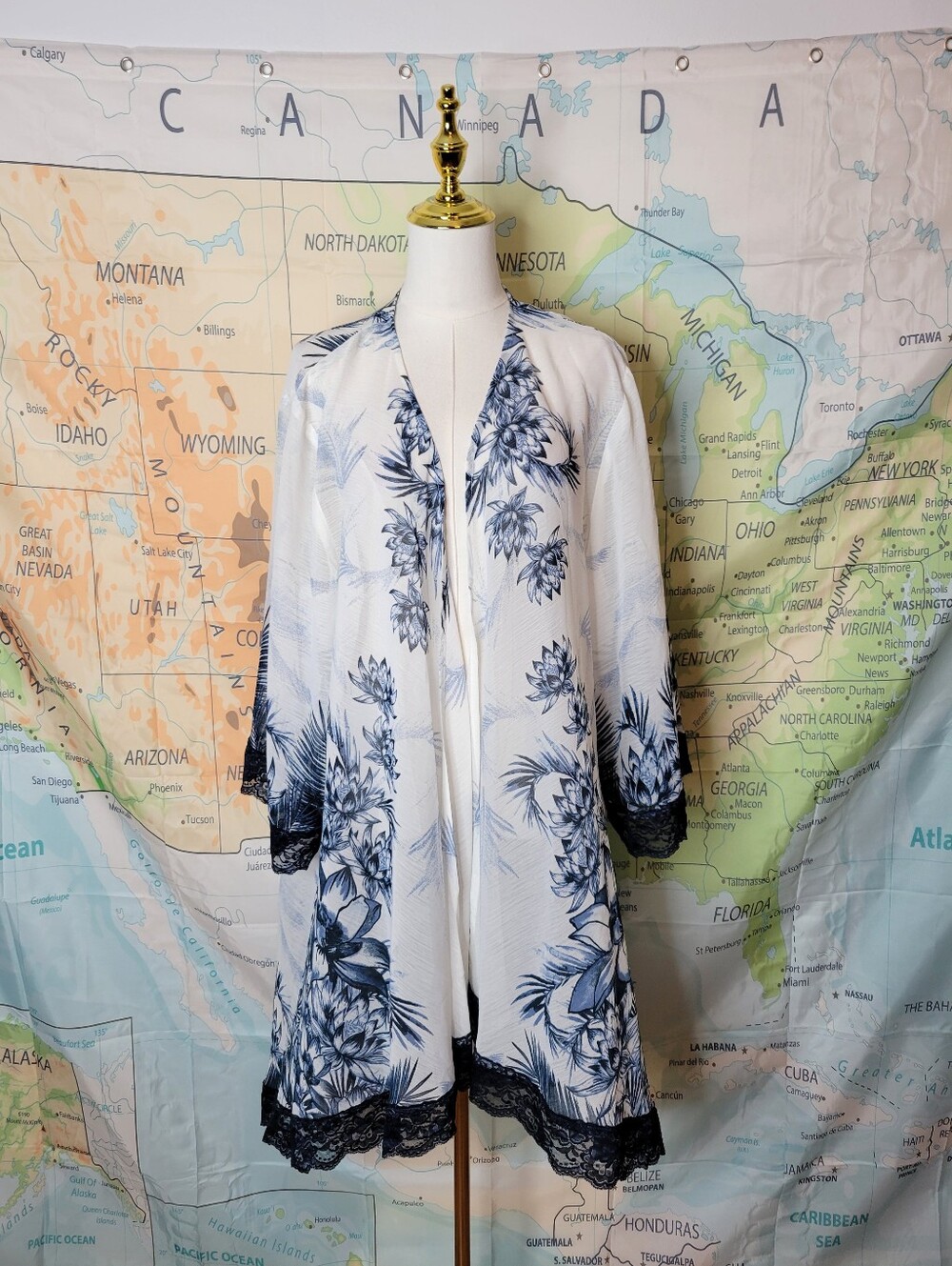 G Collection Floral Lace Trim Open Front Kimono - Blue on White Swim Cover